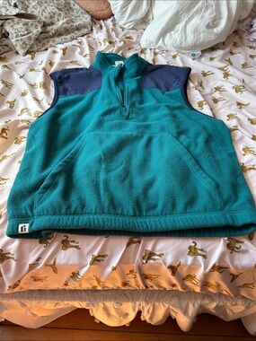 Bonobos Teal Fleece Vest with Navy Shoulder Panels